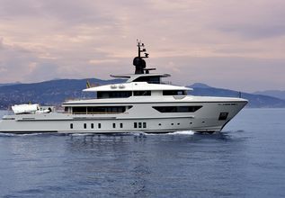 X Charter Yacht at Fort Lauderdale Boat Show 2019 (FLIBS)