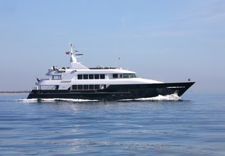 SummerDance Charter Yacht at Palm Beach Boat Show 2013