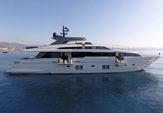 La Loba Charter Yacht at Cannes Yachting Festival 2025