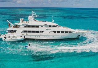 Alta Charter Yacht at Palm Beach Boat Show 2017