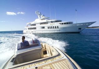 Sea Huntress Charter Yacht at Palm Beach Boat Show 2017