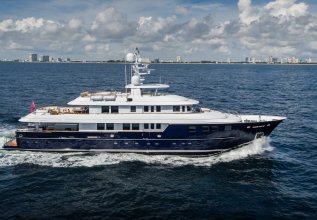 Ocean's Seven Charter Yacht at Palm Beach Boat Show 2016