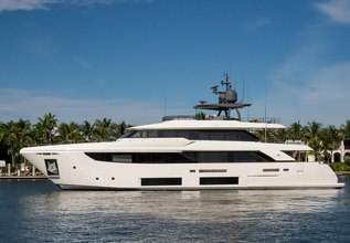 Gioia Charter Yacht at Miami Yacht Show 2019