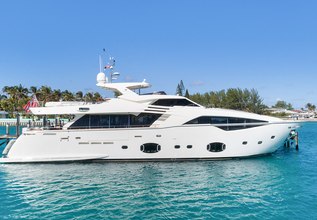 La Mar Charter Yacht at Miami Yacht Show 2019