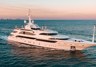 Sorrento Charter Yacht at Palm Beach Boat Show 2018