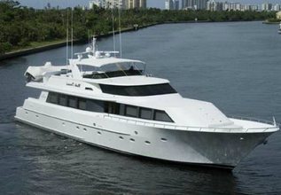 Top Gun Charter Yacht at Miami Yacht Show 2020