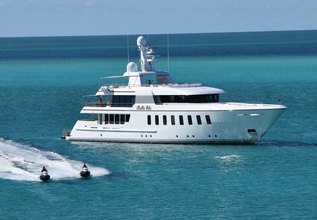 Bella Charter Yacht at Palm Beach Boat Show 2019