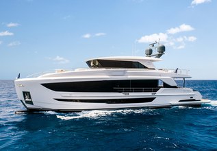 Issimo Charter Yacht at Palm Beach Boat Show 2023