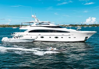 Happy Hour Charter Yacht at Miami Yacht Show 2018