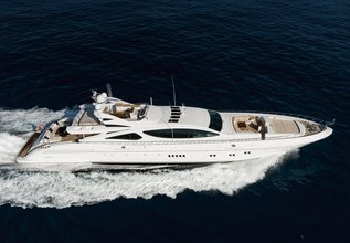 Royale X Charter Yacht at Palm Beach Boat Show 2019