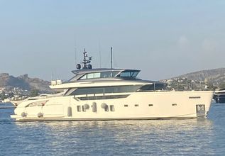 La Luna Charter Yacht at Miami International Boat Show 2025