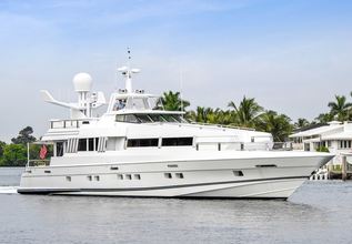 Highline Charter Yacht at Palm Beach Boat Show 2021