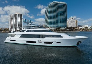 Ring-N-Wet Charter Yacht at Palm Beach Boat Show 2022