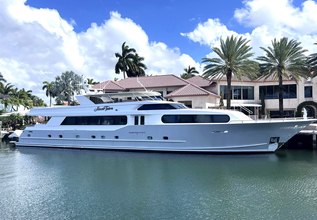 Savoir-Faire Charter Yacht at Palm Beach International Boat Show (PBIBS) 2026
