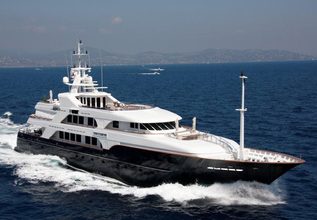 Tobi Star Charter Yacht at Ft. Lauderdale Boat Show  2018 - Attending Yachts