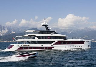 Quinta Essentia Charter Yacht at Palm Beach Boat Show 2017