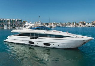 Sol Shine Charter Yacht at Palm Beach International Boat Show 2025