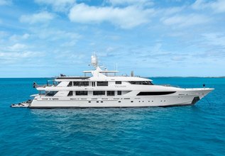 Valinor Charter Yacht at Palm Beach International Boat Show 2025