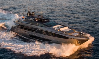 Figurati yacht charter Riva Motor Yacht
