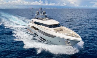 Countless yacht charter Custom Line Motor Yacht