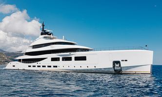 Alfa yacht charter Benetti Motor Yacht