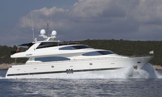 Conte Alberti yacht charter Horizon Motor Yacht