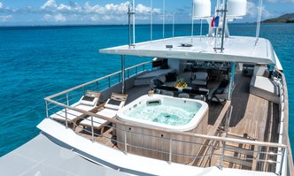 Eau La La yacht charter Numarine Motor Yacht