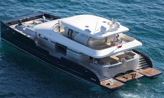 Bliss yacht charter H2X Motor Yacht