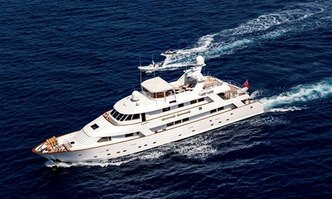 Jojo yacht charter C.N. Officine Meccaniche Rossato Motor Yacht