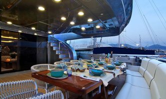 Elvi yacht charter Posillipo Motor Yacht