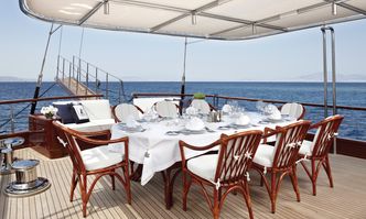 Slow Live yacht charter Onar Sail Yacht