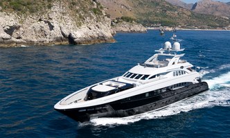 Bliss yacht charter Heesen Motor Yacht