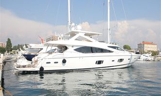 Splashed Out yacht charter Sunseeker Motor Yacht