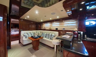 Bet On It yacht charter Leopard Motor Yacht
