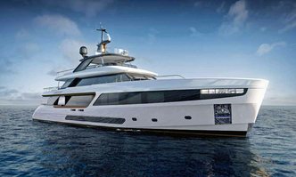 EH2 yacht charter Benetti Motor Yacht