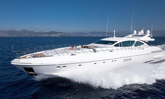 Beachouse yacht charter Overmarine Motor Yacht