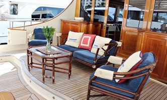 Essence of Cayman yacht charter Vicem Yachts Motor Yacht