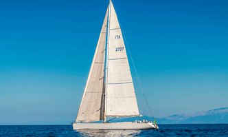 Quinta Santa Maria yacht charter Compositeworks Sail Yacht