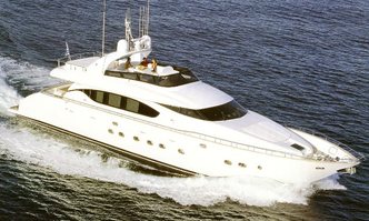 Irene's yacht charter Maiora Motor Yacht