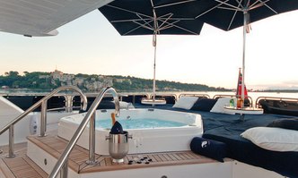 Deep Sea yacht charter Sunseeker Motor Yacht