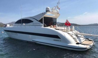7 Zero yacht charter Overmarine Motor Yacht