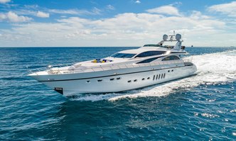 Carpe Diem yacht charter Leopard Motor Yacht