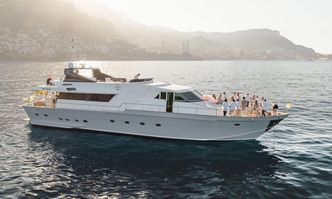 Zaffiro yacht charter Canados Motor Yacht