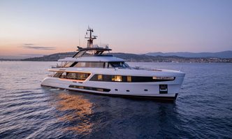 Angel yacht charter Benetti Motor Yacht