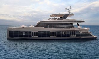 Tesni yacht charter Sunreef Yachts Motor Yacht