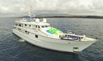 Stella Maris yacht charter Picchiotti Motor Yacht