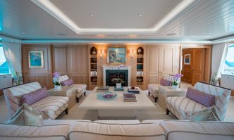 Huntress yacht charter Lurssen Motor Yacht