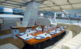 Espinola yacht charter Codecasa Motor Yacht