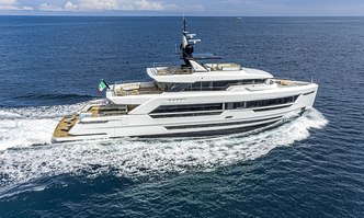 Vayus yacht charter Ocean King Motor Yacht