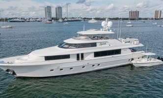 Spirit yacht charter Westport Yachts Motor Yacht